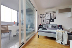 Annasole's flat